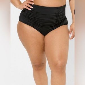 Torrid high rise ruched black swim bottom size 1 NWOT